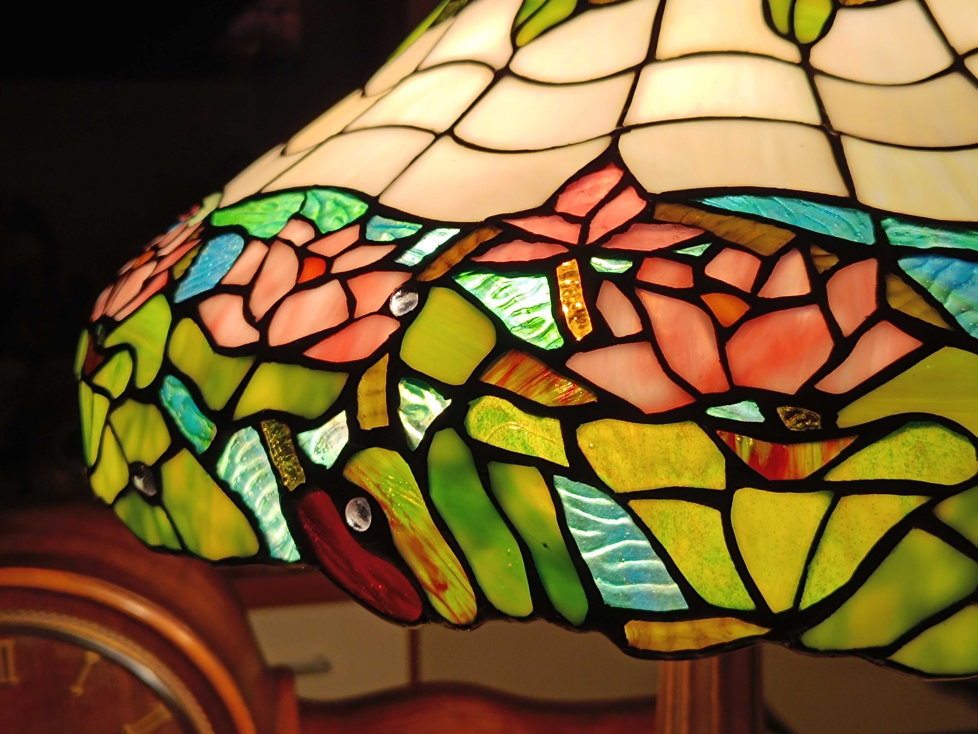 Kolekcjonerska Lampa ,,Tiffany" duża kwiaty dla pasjonatów
