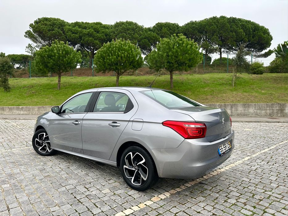 Citroen C-Elysée 1.2 Puretech 2017 - Extremamente Estimado
