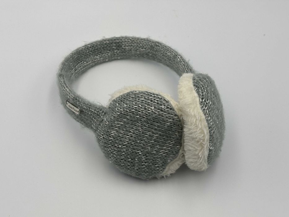 Calvin Klein, Nauszniki ze słuchawkami