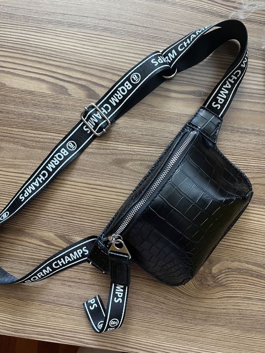 Новая бананка, сумка на пояс, через плечо