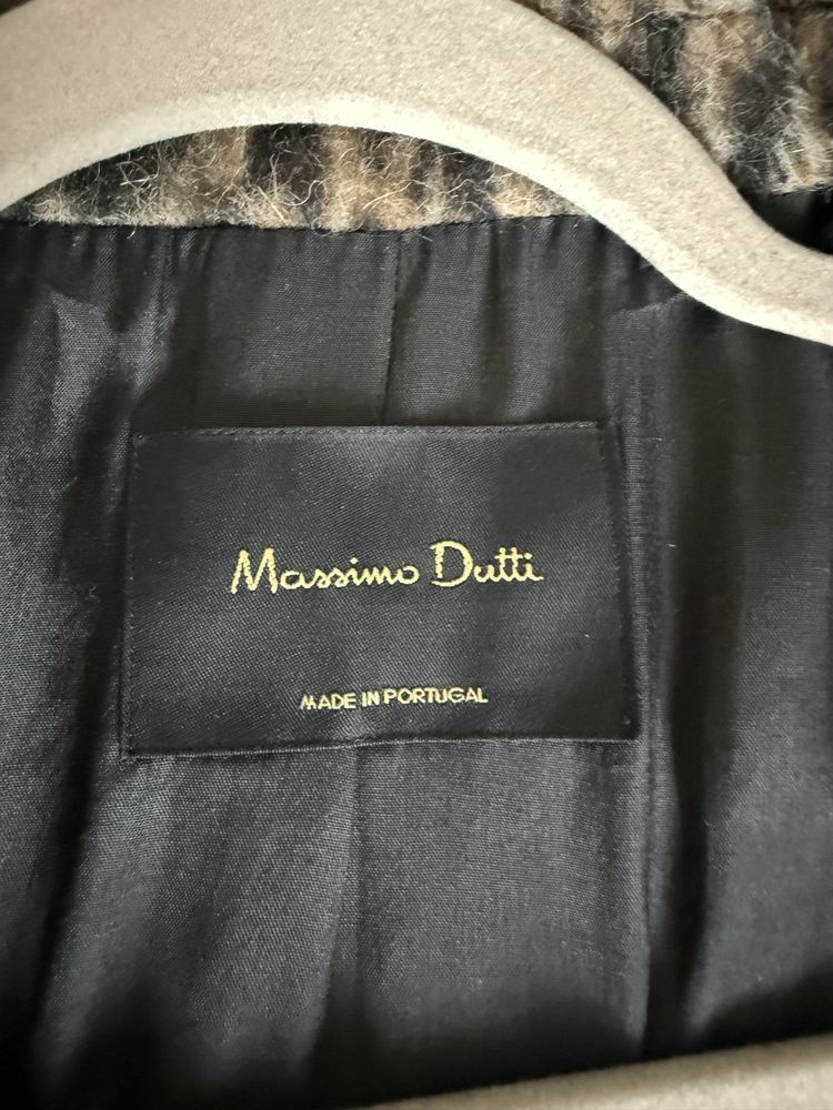 Пальто massimo dutti