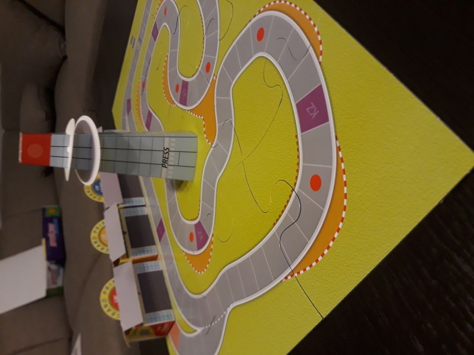 Gra planszowa Wyścigi Bolidów dla 2-4 osób