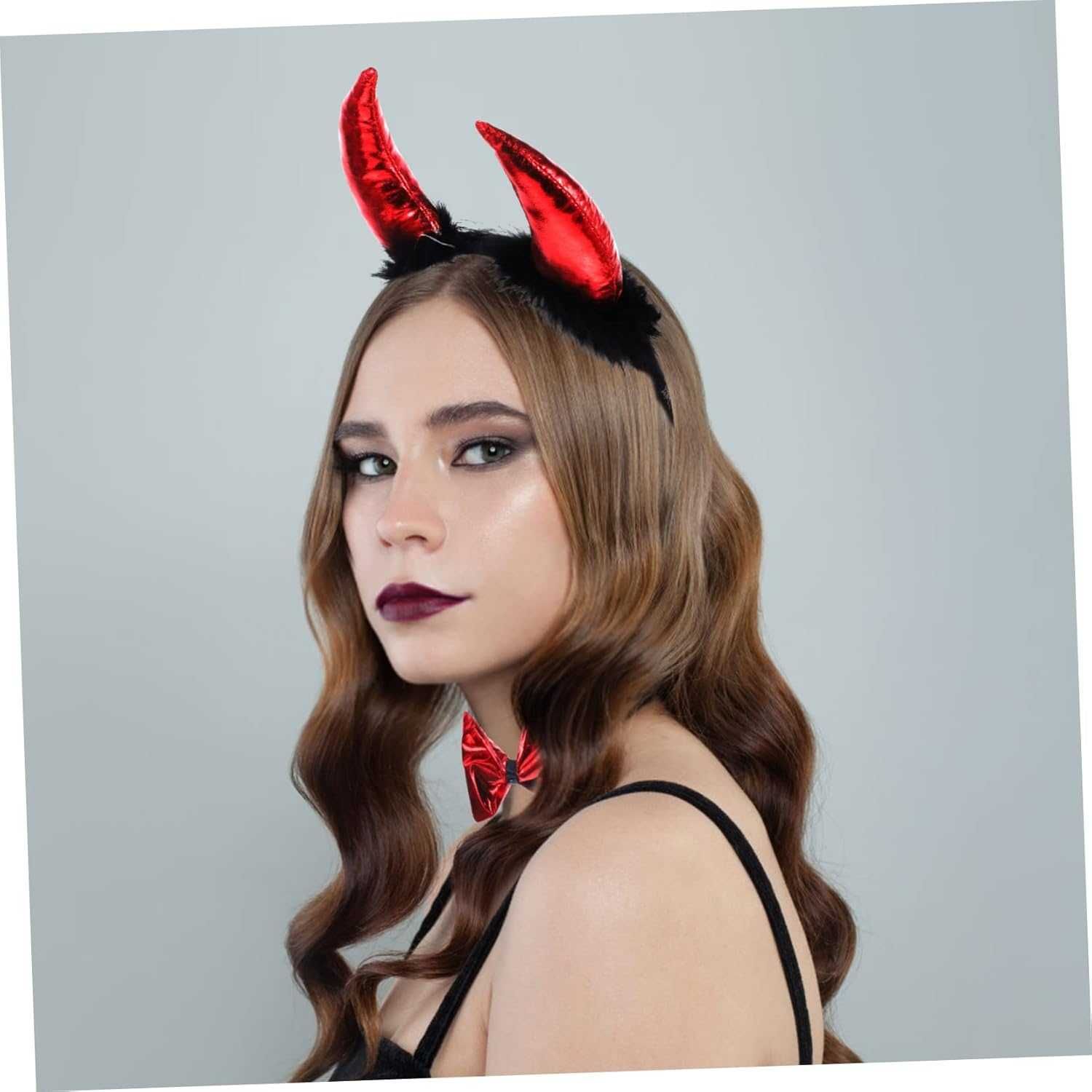 OPASKA 2szt rogi diabła metaliczne na futerku Hallowen na imprezy s197