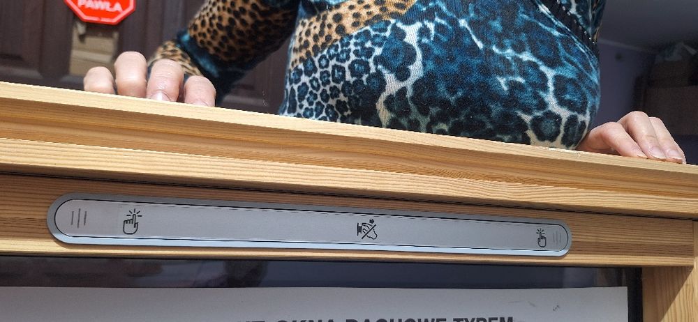 Nowe okno dachowe Artens dwuszybowe obrotowe MKD