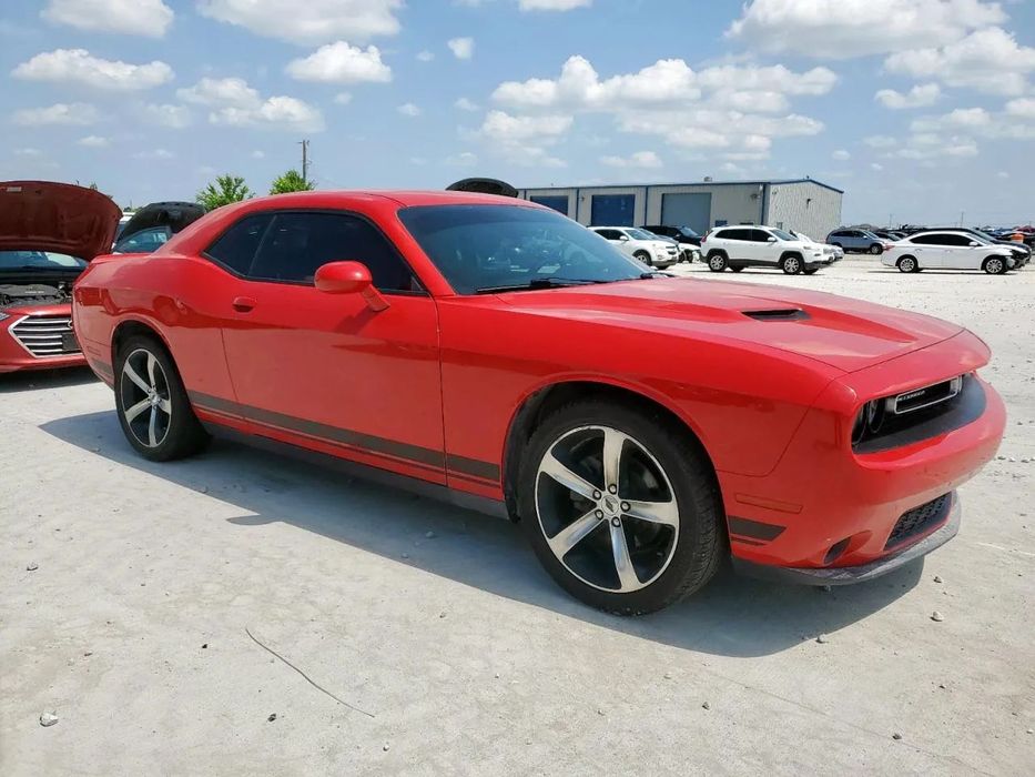 Dodge Challenger Autko z 2019 roku w transporcie do Polski, OKAZJA