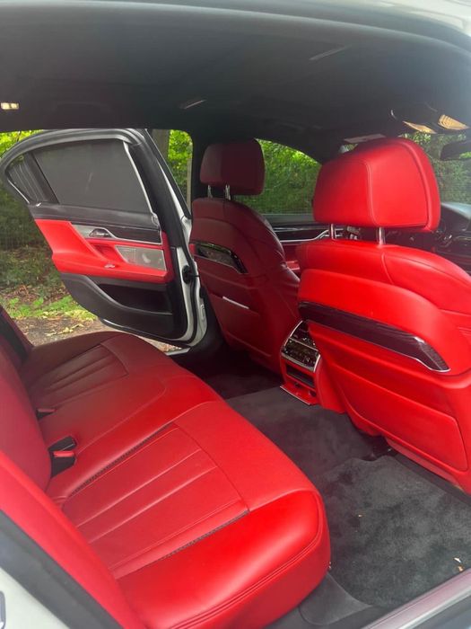 БМВ G12,в отменном состоянии!