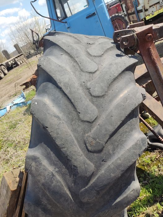 Шина, резина 23. IR 26
