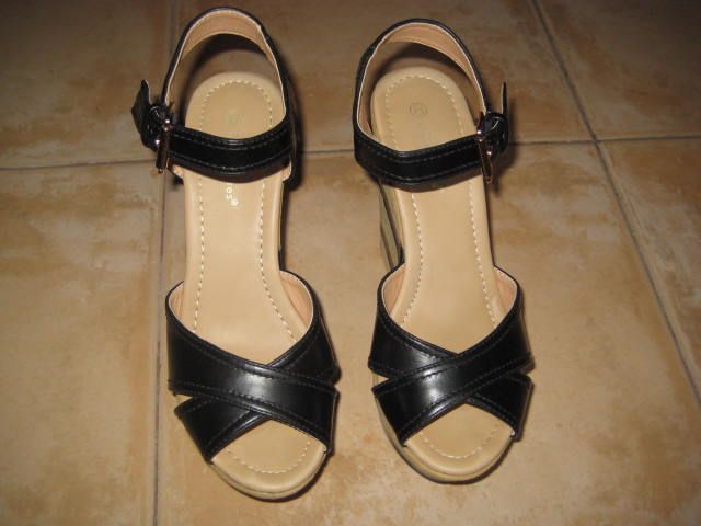 sandálias  para senhora 10€