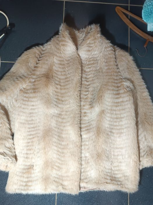 Шубка нова з Європи 10з10