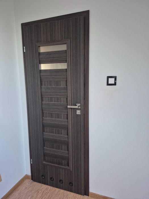 Drzwi wewnętrzne z ościeżnicami