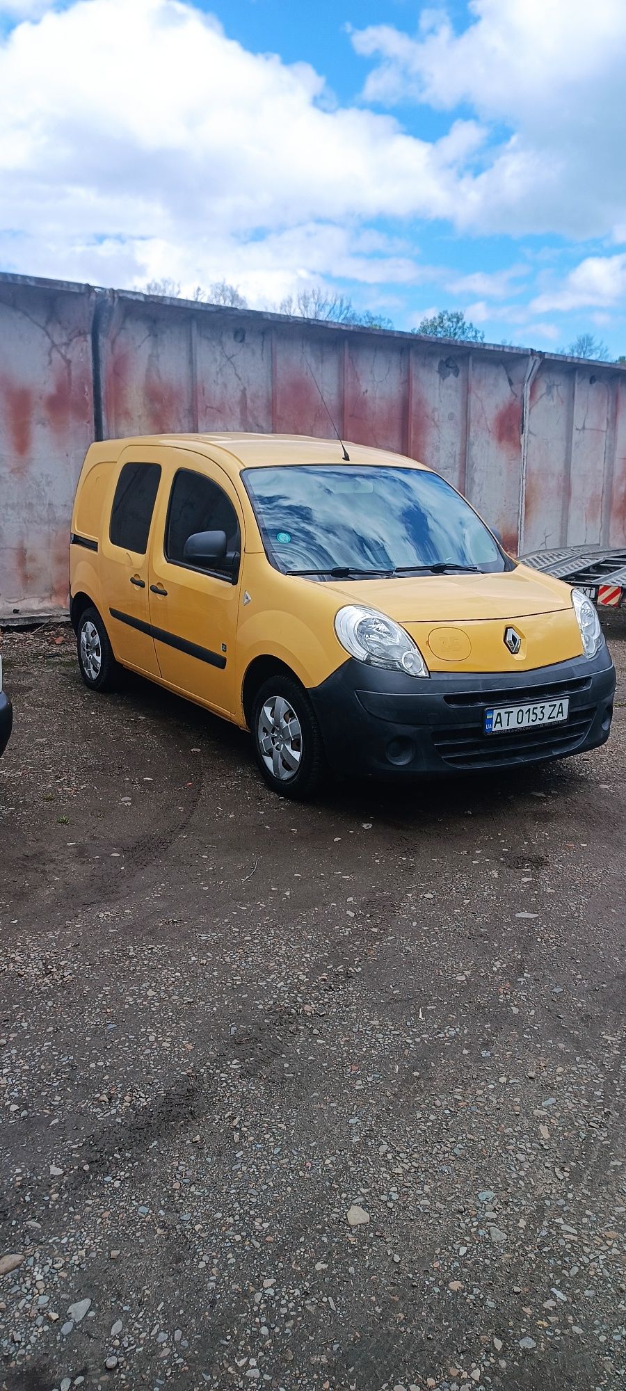 Kangoo ze 2013  22кв