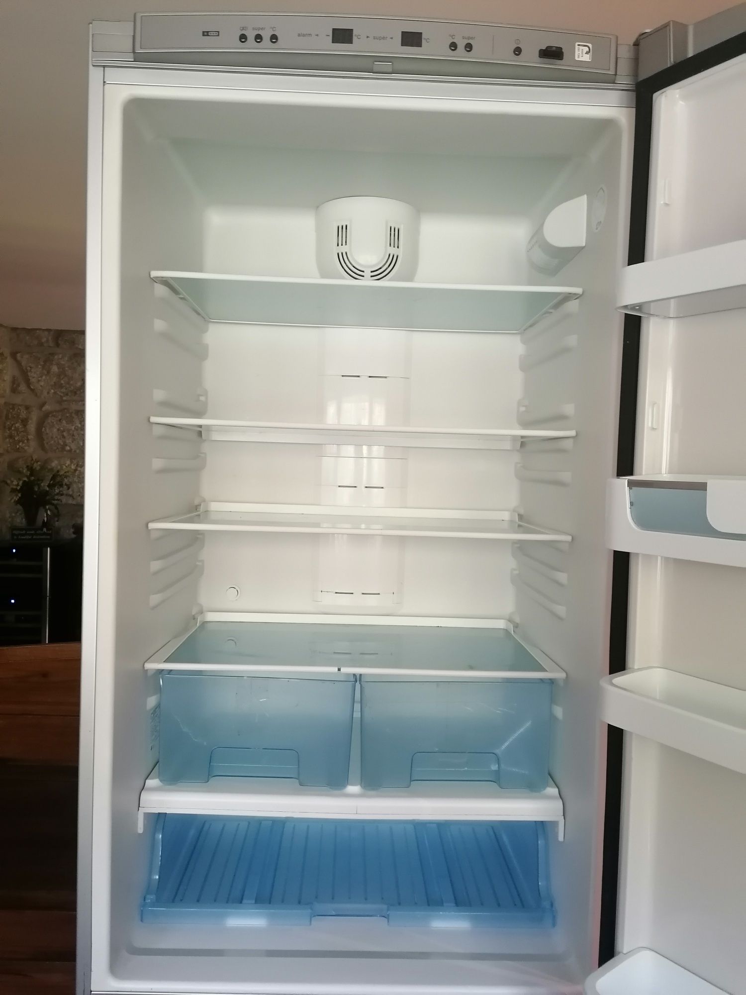 Combinado frigorífico e congelador Bosch