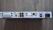 Cisco switch Catalyst 3750, router 1800