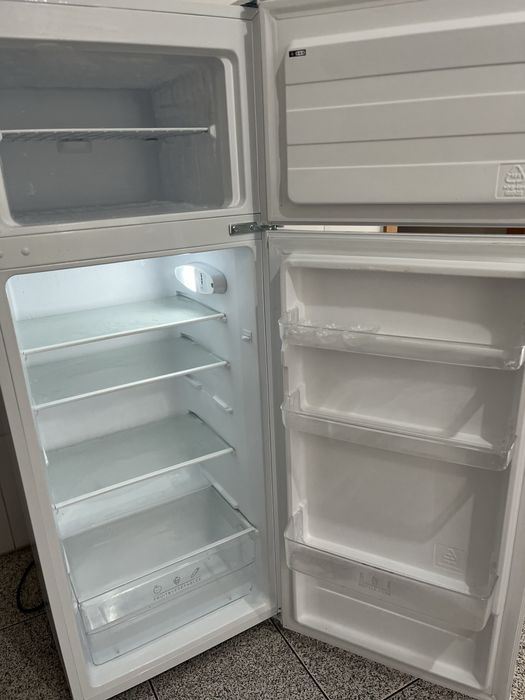 Frigorifico 3 meses de uso com nota