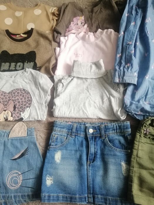 Речі для дівчинки