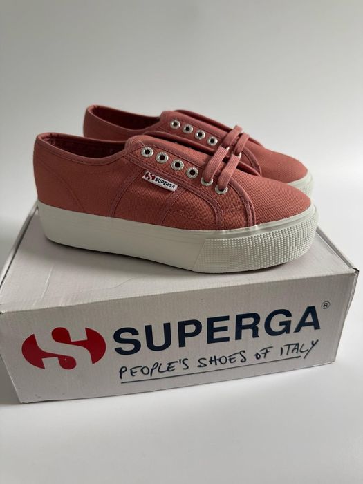 Nowe sneakersy trampki damskie SUPERGA czerwony 40