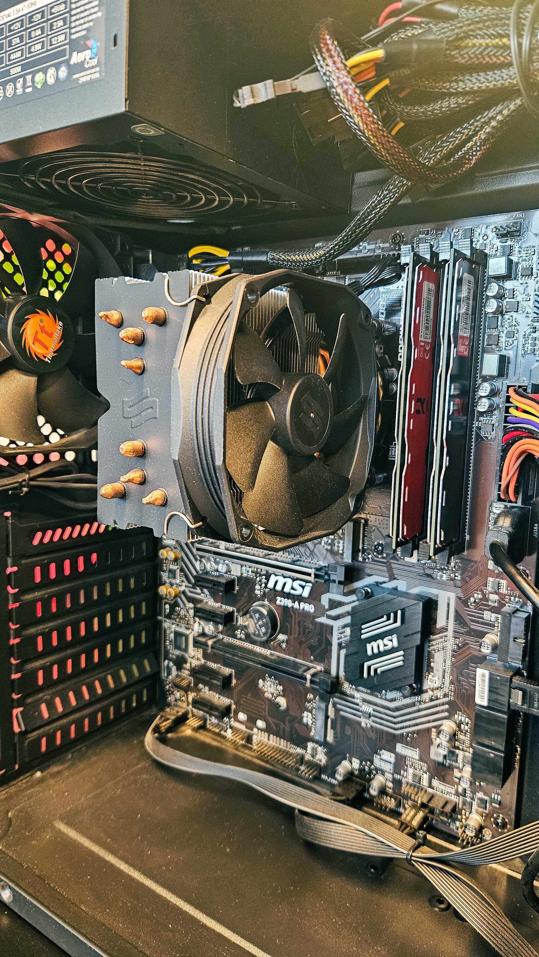 Komputer Stacjonarny | i5-9600k | 16GB DDR4 | 240 gb SSD | 16