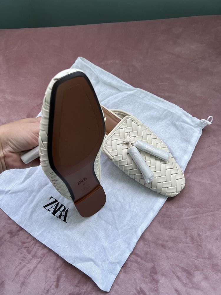 Тапочки Zara 39