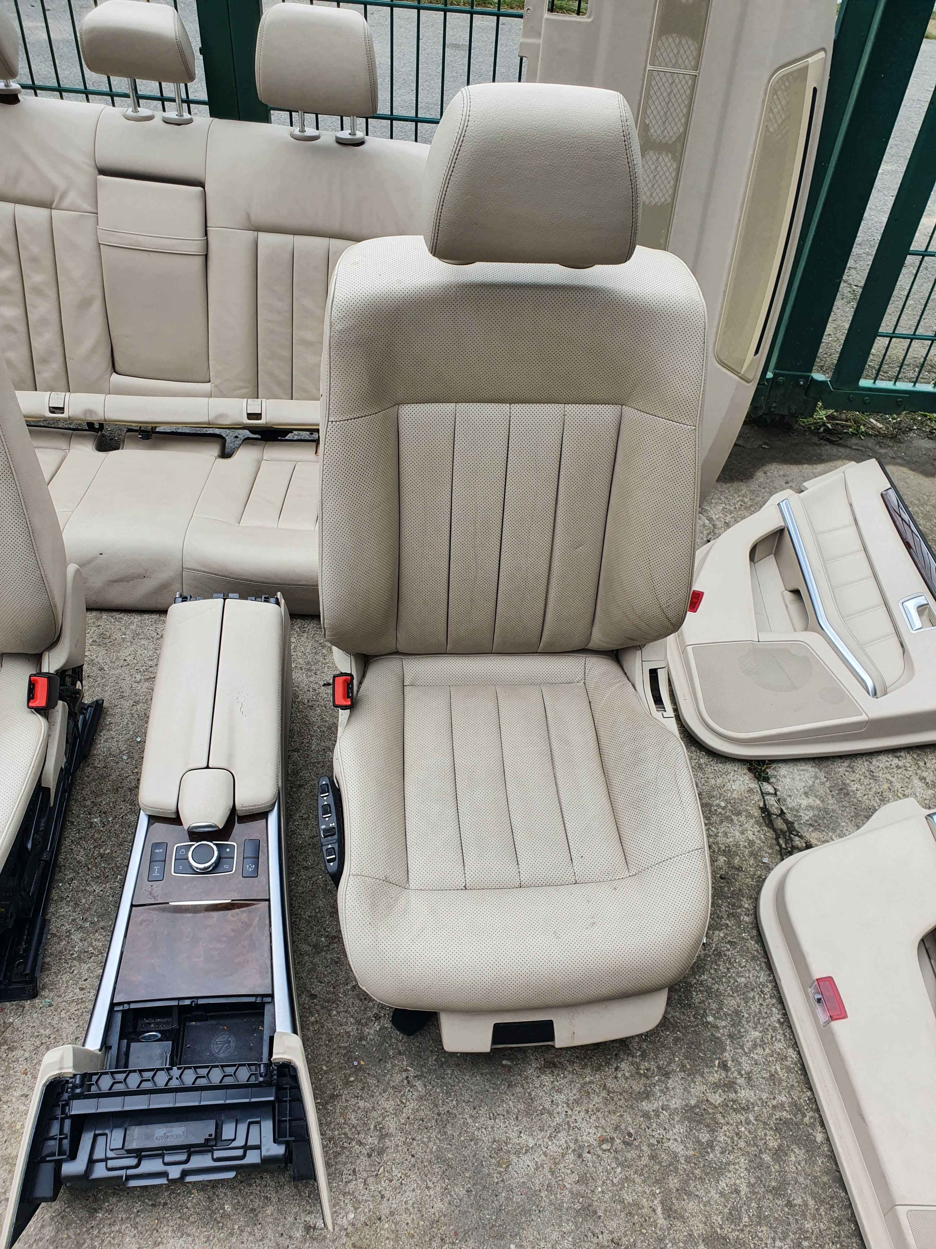 Fotele środek Mercedes E klasa W212
