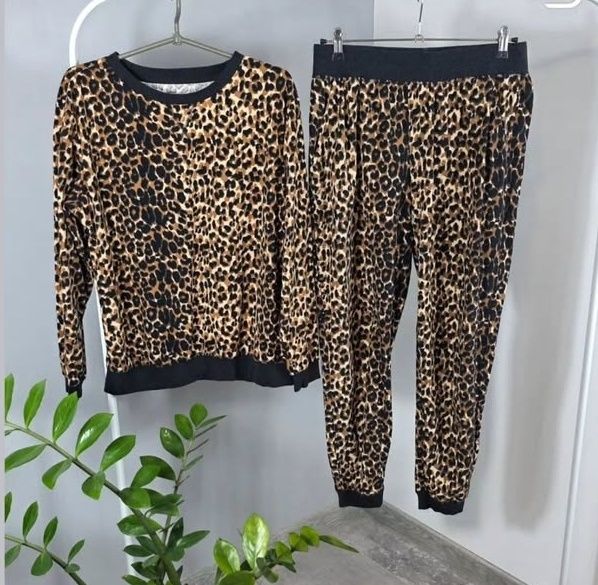 Піжамка жіноча 48р