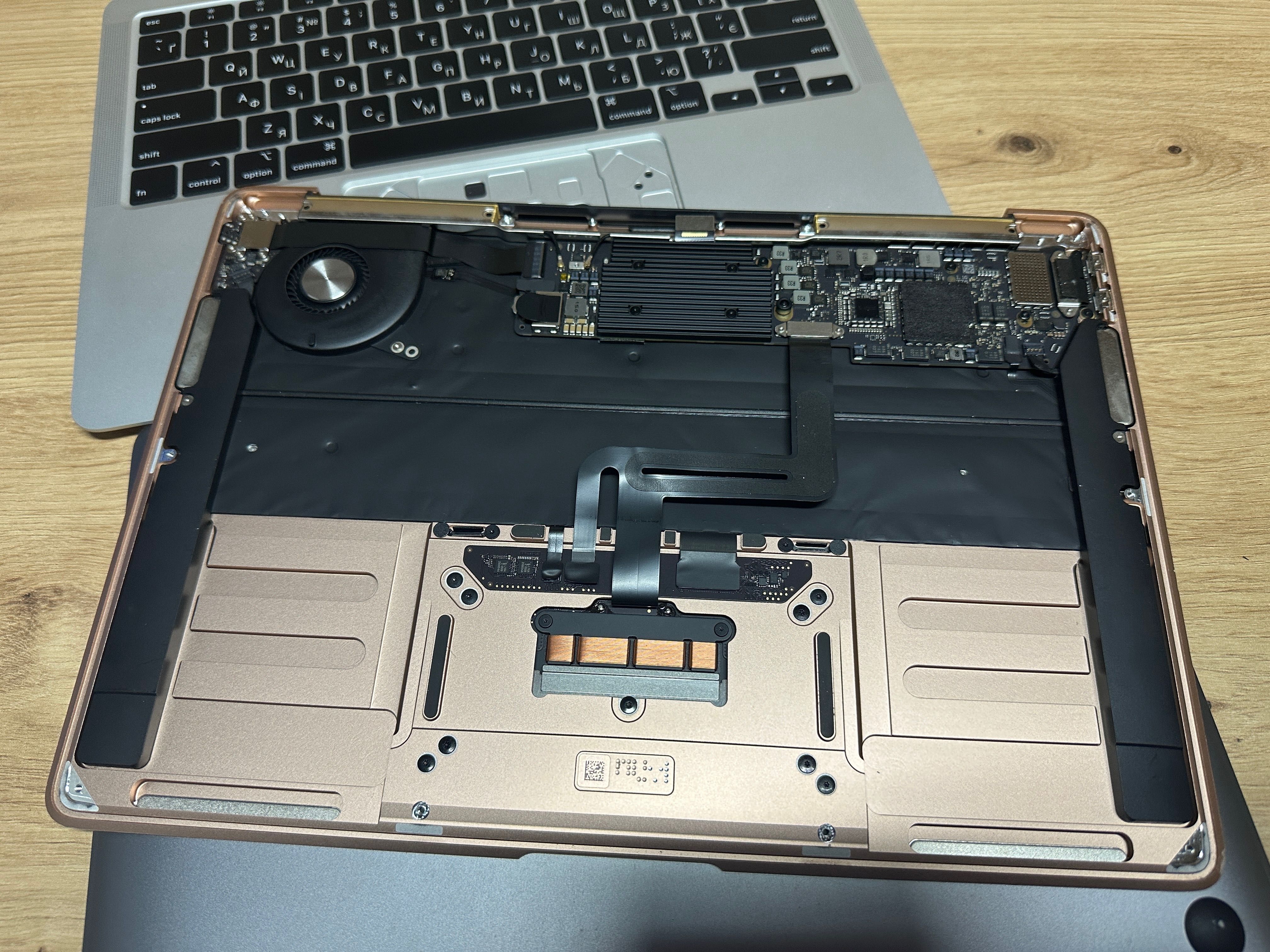 Оригінальна клавіатура, батарея, трекпад Macbook Air A1932 A2179 A2337