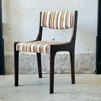 Skandynawskie krzesło tapicerowane