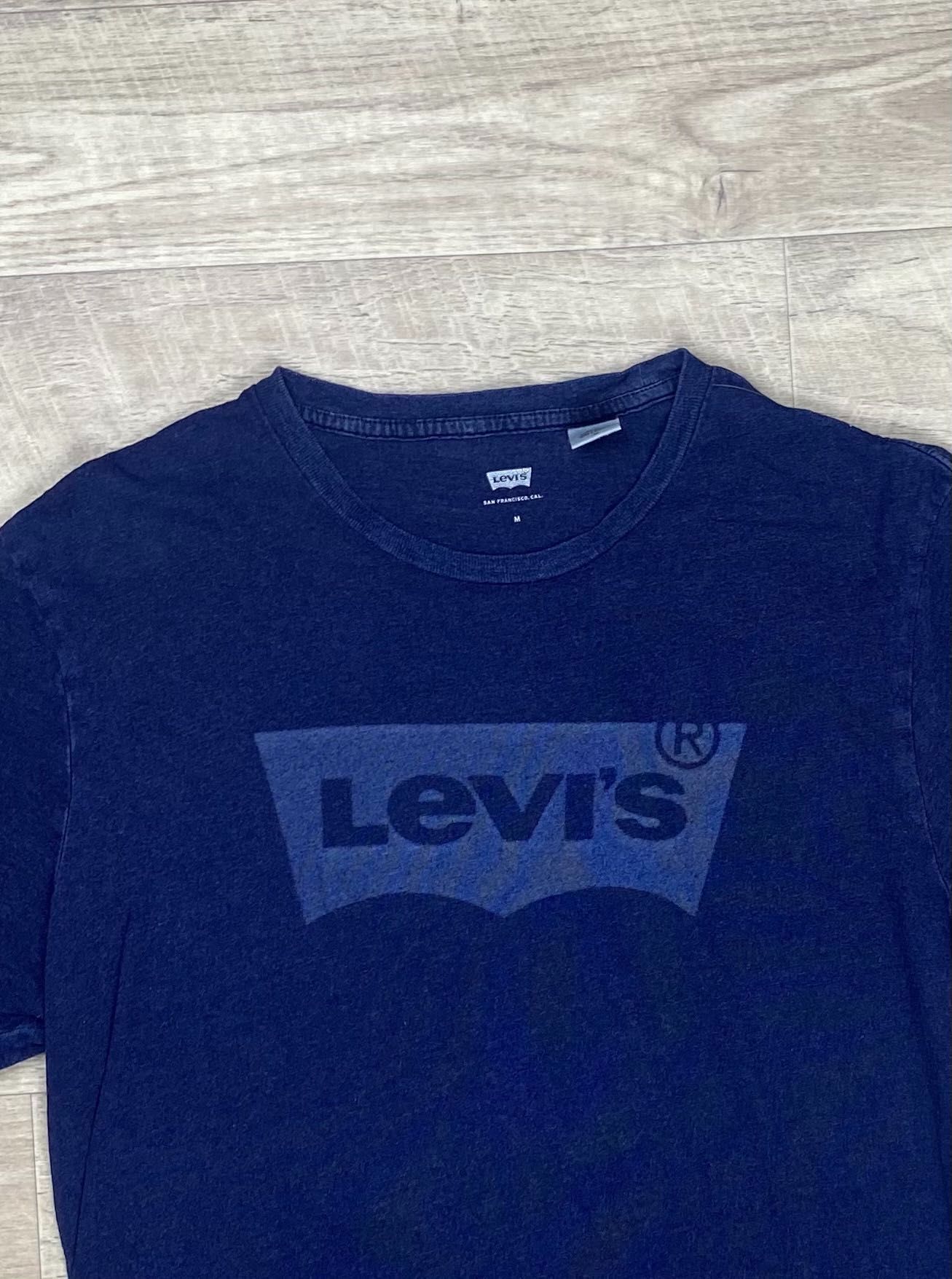 Levi’s san francisco футболка m размер синяя с лого оригинал