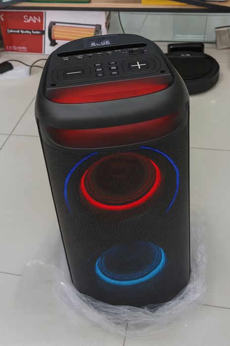 Портативная напольная колонка на 40Вт,  колонка блютуз,  2 микрофона