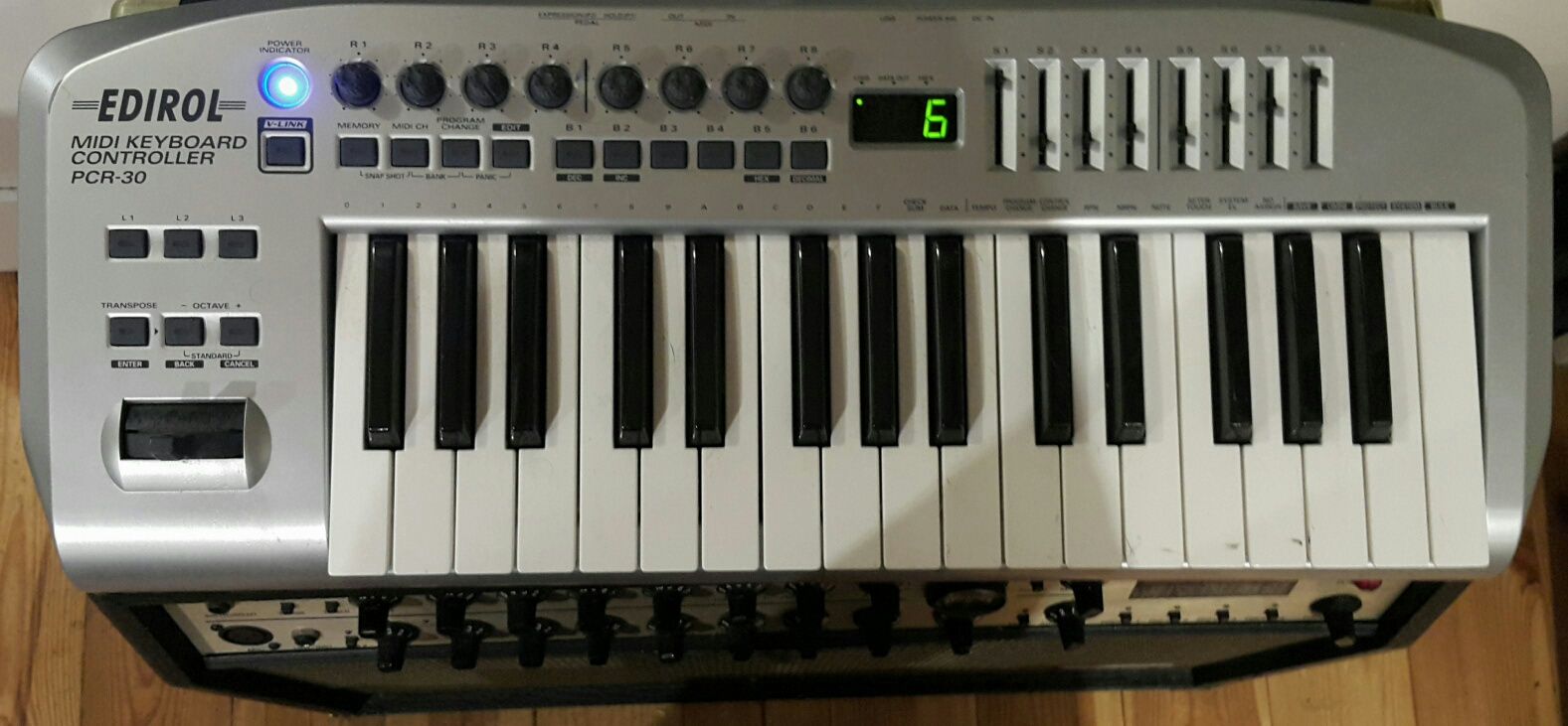 klawiatura sterująca MIDI Roland Edirol PCR32