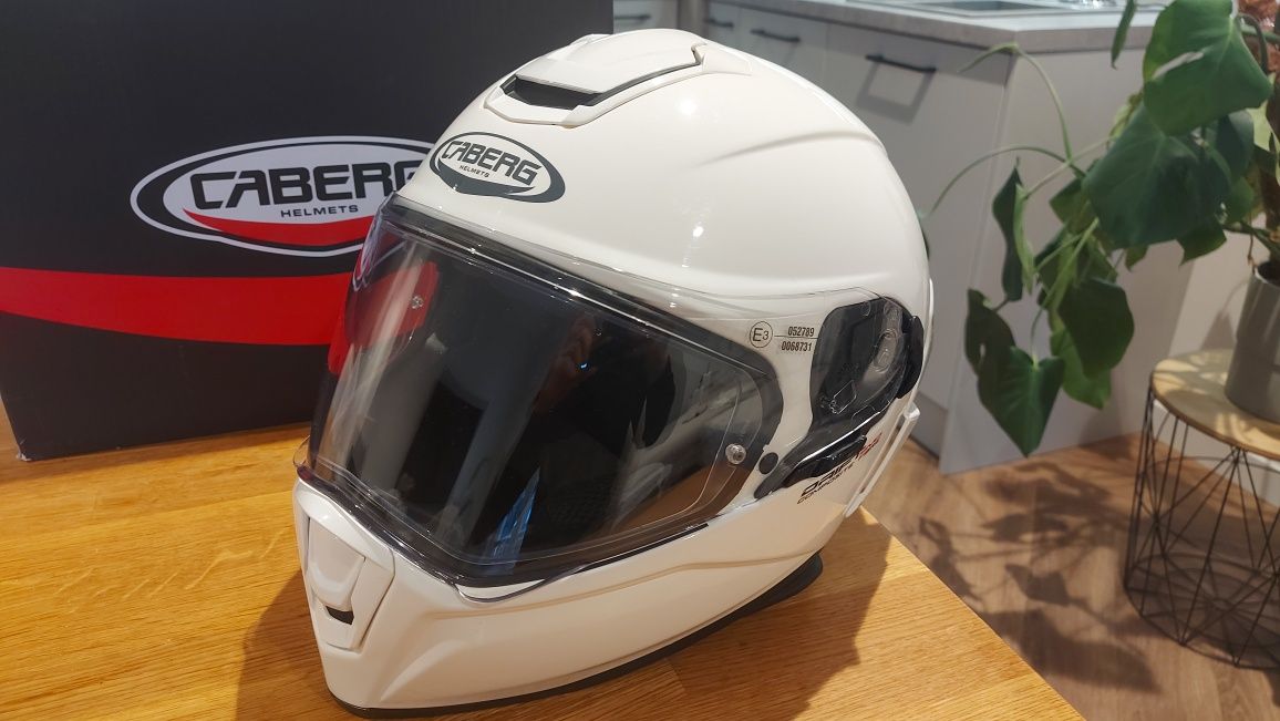 Kask motocyklowy CABERG drift evo composite fibre