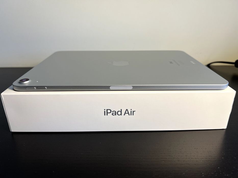 iPad Air 4.ª Geração - 64GB - Wi-Fi - Como Novo