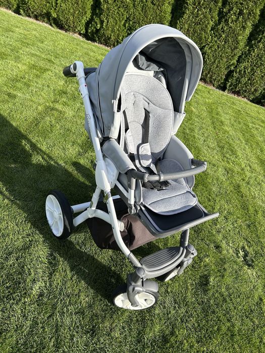Wózek dziecięcy  Roan Bass 3w1 plus baza isofix