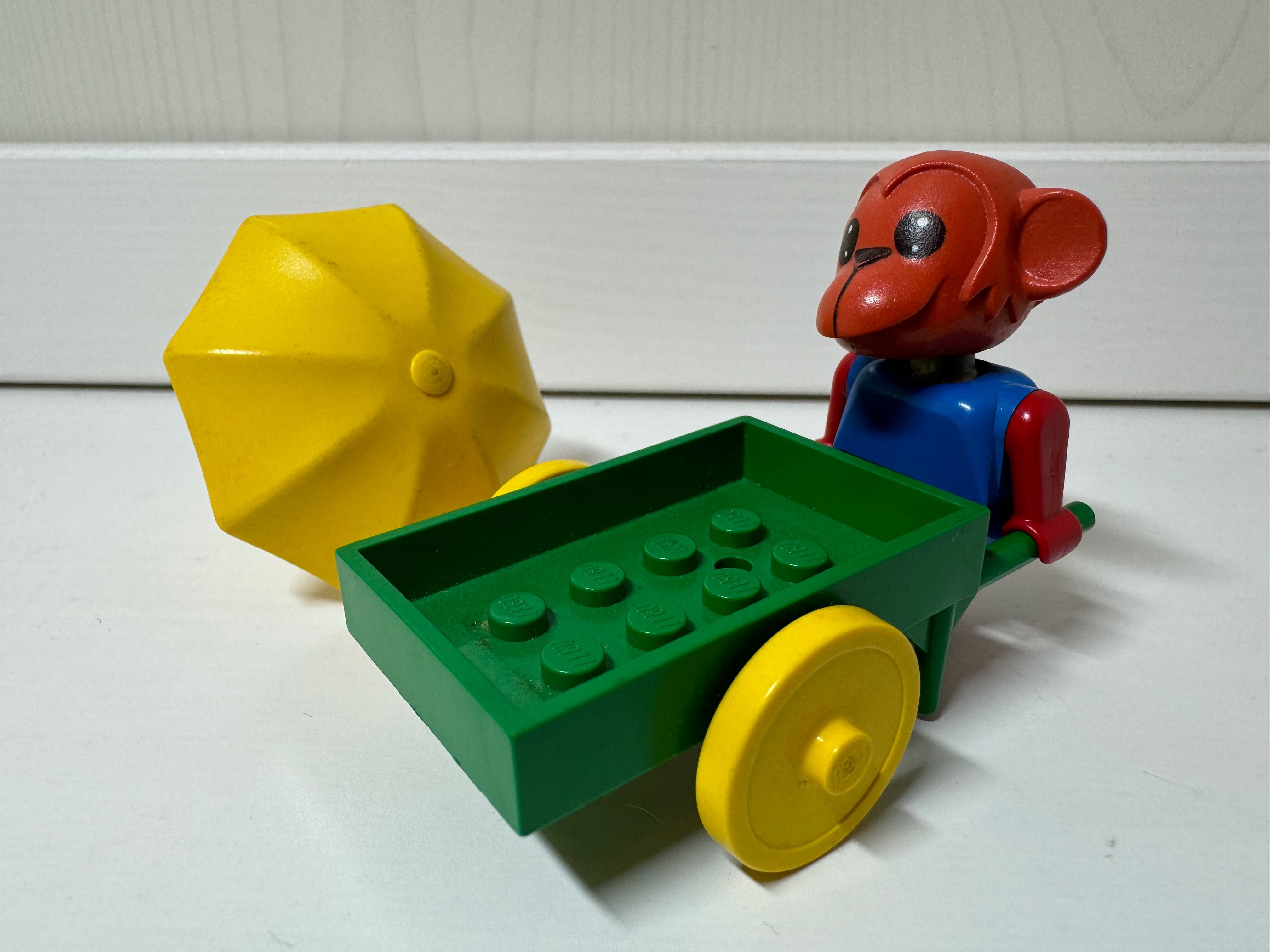 LEGO fabuland; zestaw 3604 Marc Monkey and Wheelbarrow