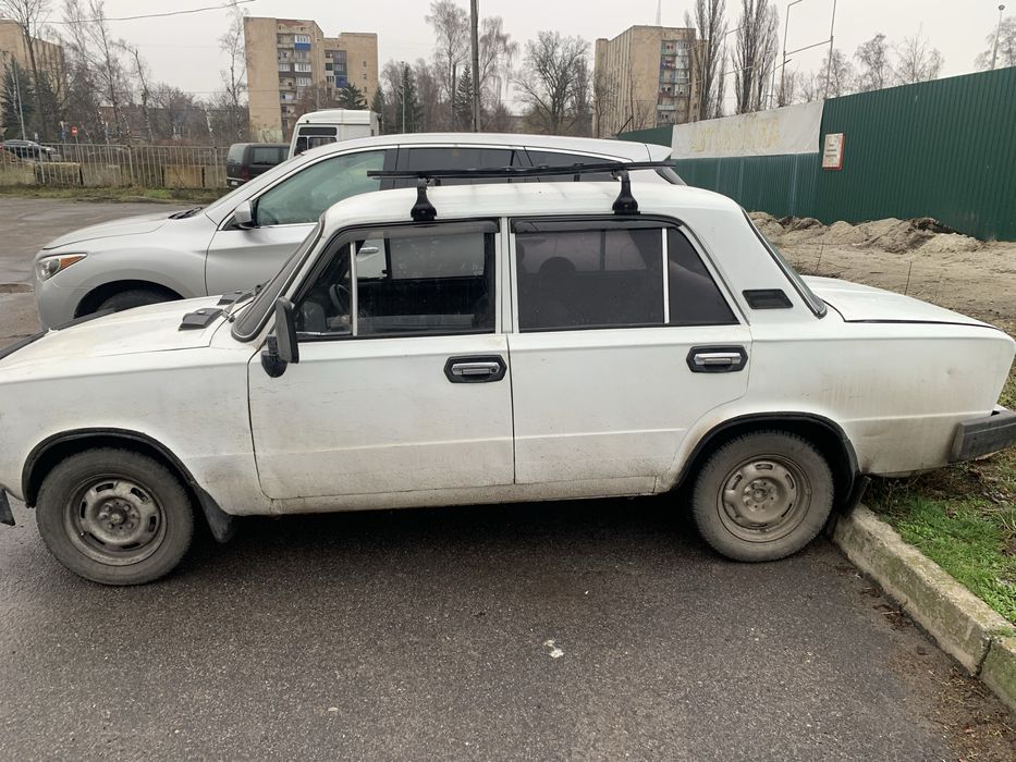 Автомобіль ВАЗ 2106