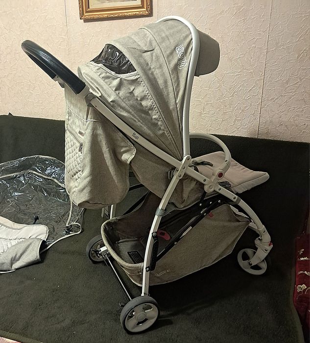 Коляска прогулянкова Quatro Lion (Польща) суперлегка