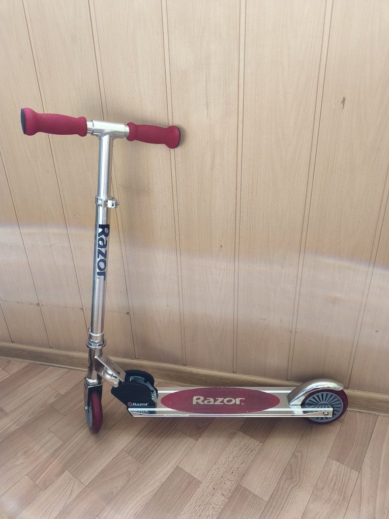 Самокат трюковый Razor A125GS