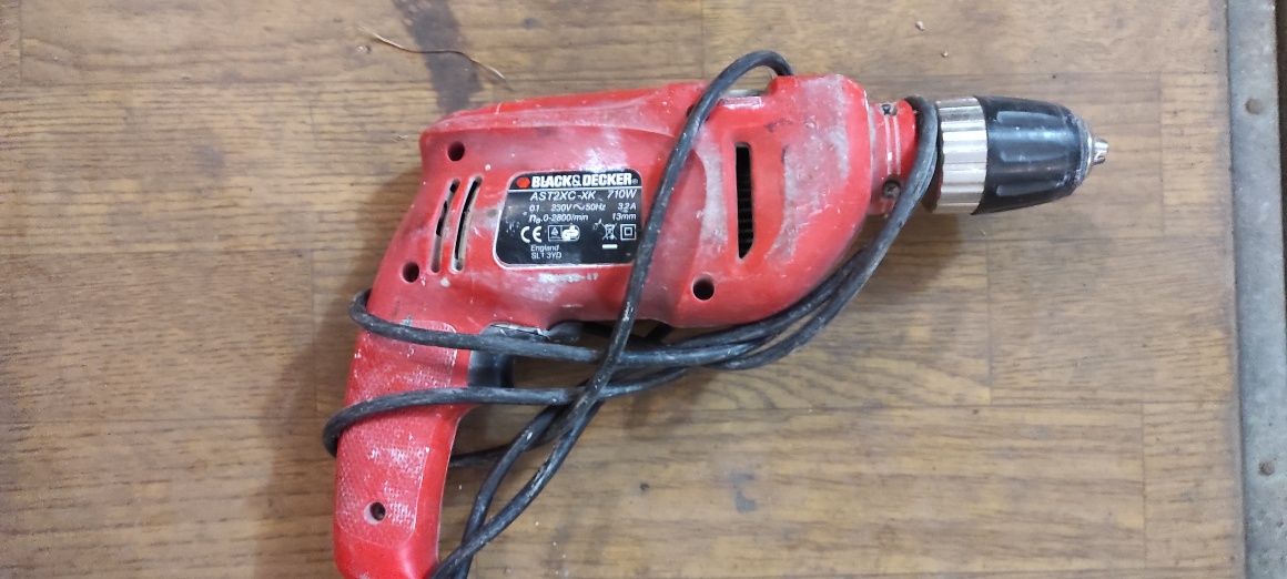 Ударна дрелька black decker