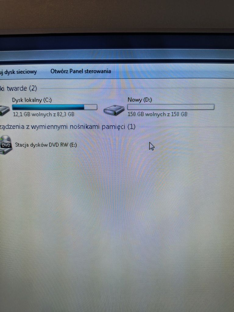 Komputer stacjonarny + Monitor + klawiatura + głośniki