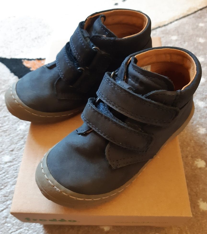 Buty dziecięce rozmiar 25