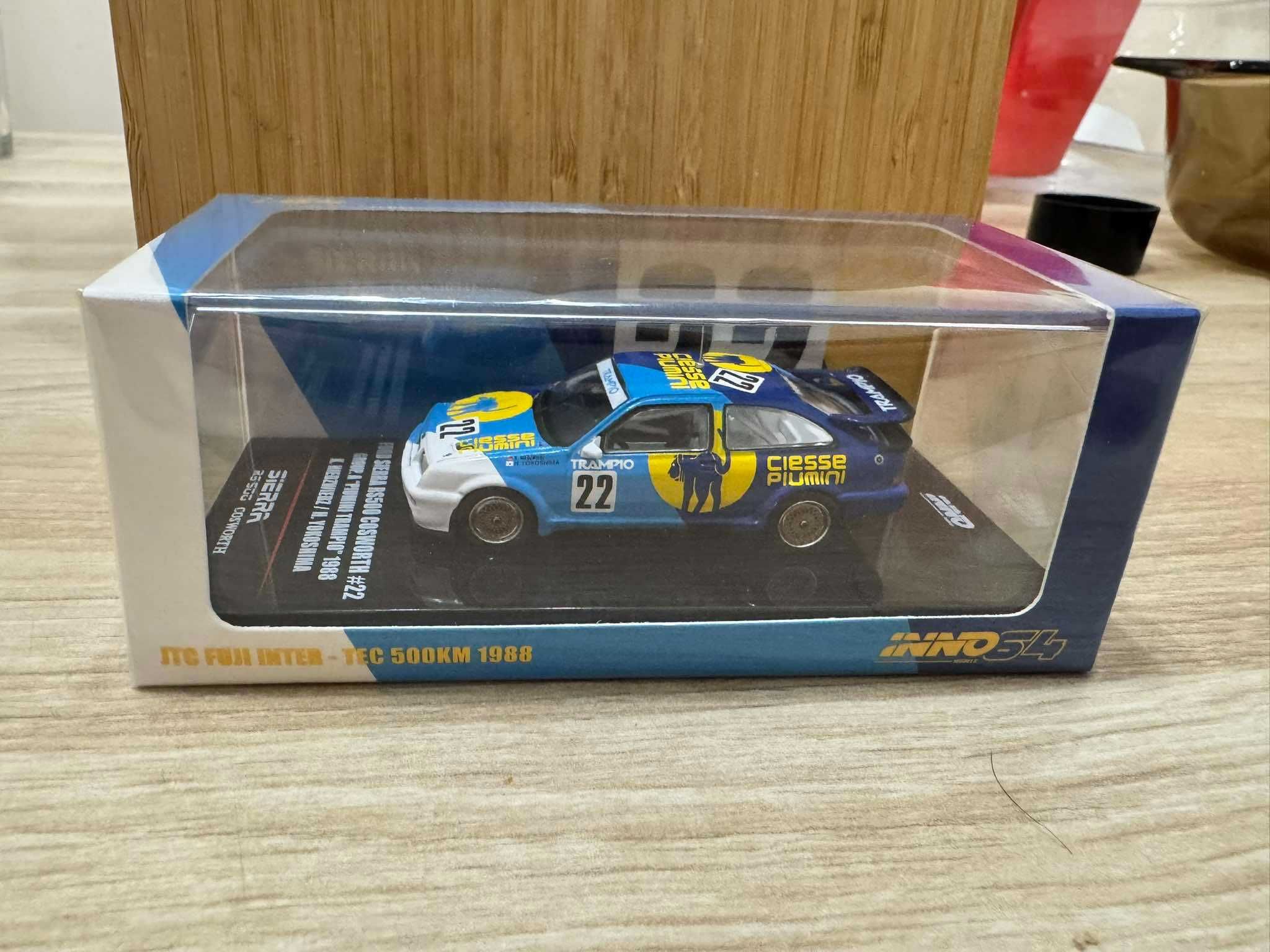 INNO64 1:64 Scale FORD SIERRA RS500 COSWORTH #22 1988