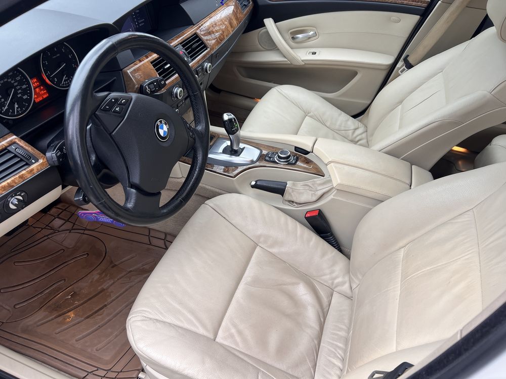 BMW 528i 2010r. 172 przeb.