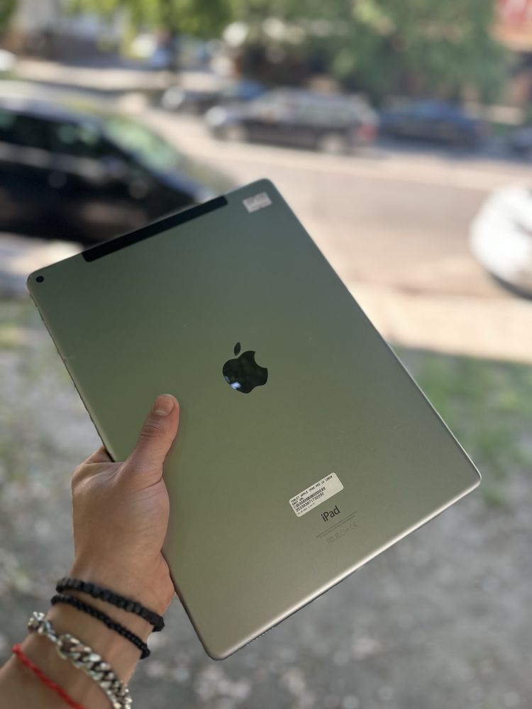 Планшет Apple Ipad 12.9 Pro 128 GB LTE + Wifi