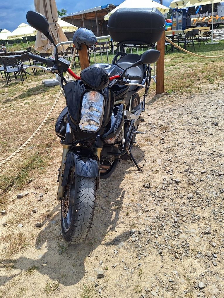 Ladne Kawasaki er6n
