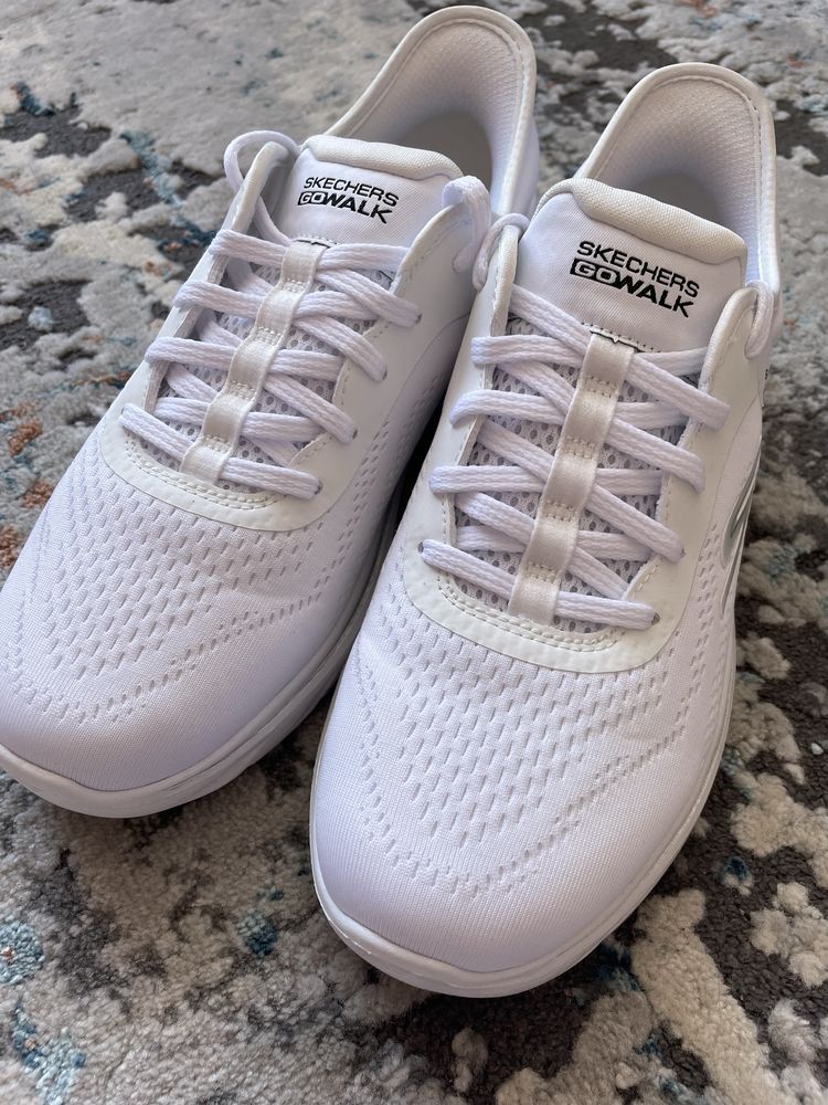 Кросівки skechers white