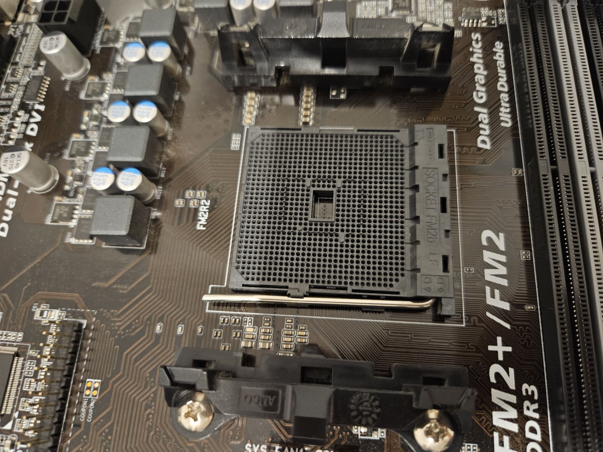 Płyta główna Gigabyte GA-F2A88XM-D3H AMD FM2b DDR3 2x PCI EXPRESS HDMI