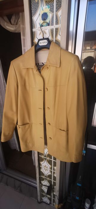 Casaco de Senhora em Pele de Vitela