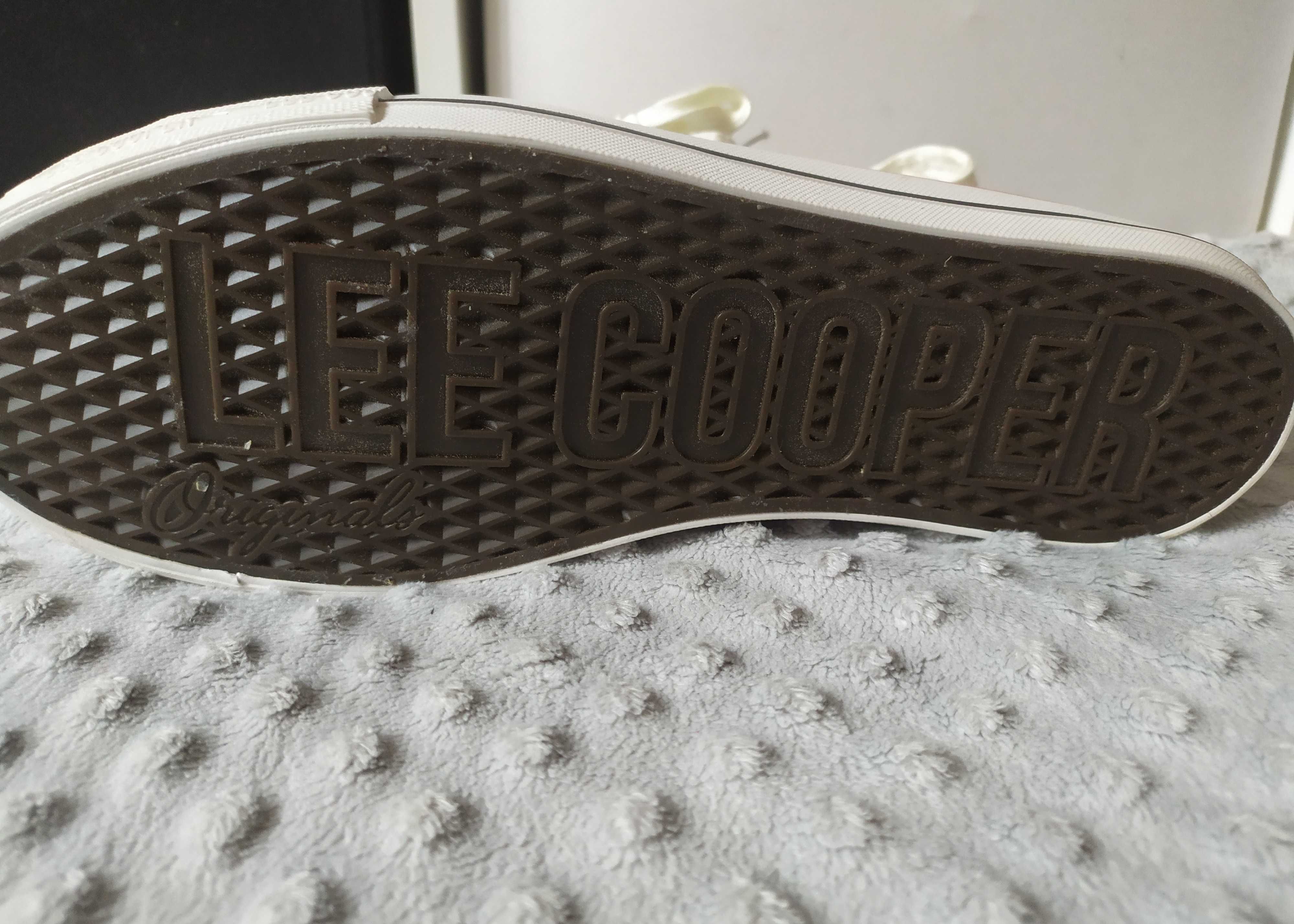 Sneakersy białe trampki damskie Lee Cooper 38