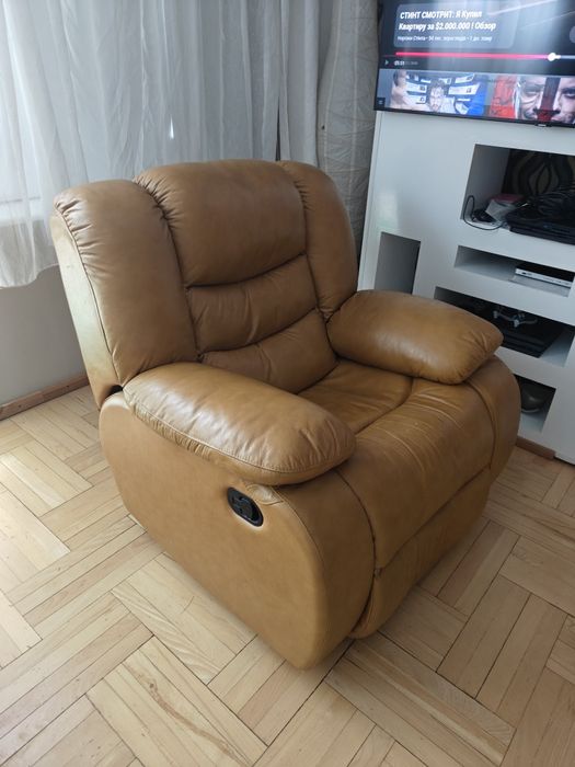 Wygodny fofel bujany, rozkładany, obrotowy do karmienia, skórzany