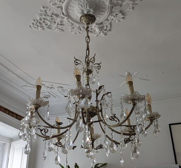 Lustre antigo com cristais
