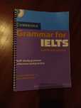 Підручник Grammar for IELTS у кольорі
Пояснення граматики + вправи 

3
